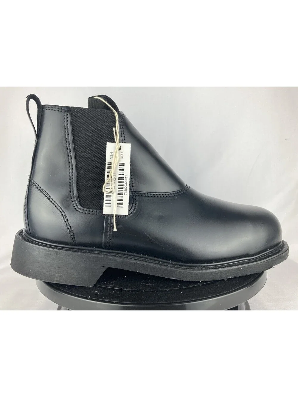 Men’s 8 XW (Extra Wide) CAPPS Molder Work Boots Black Leather Steel Toe Slip On